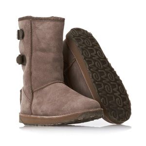 EMU Darlington Sheepskin Buckle Boots